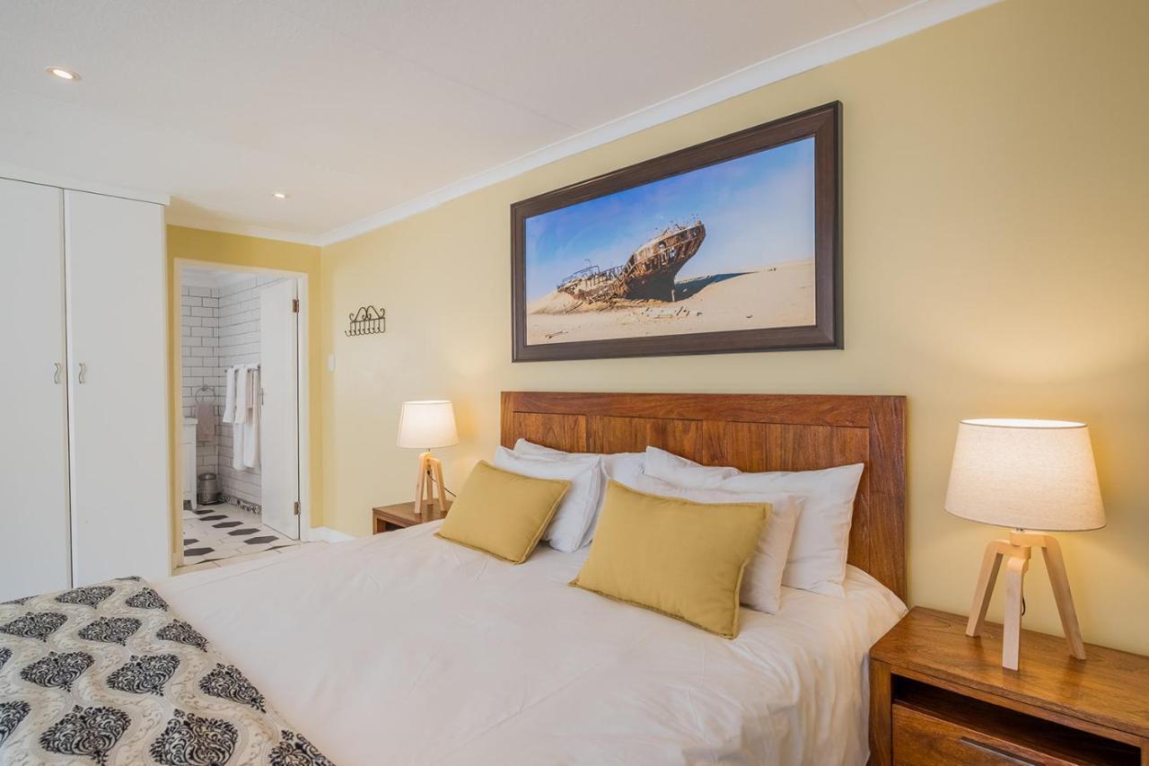 Alte Villa Boutique Hotel Luderitz Exterior photo