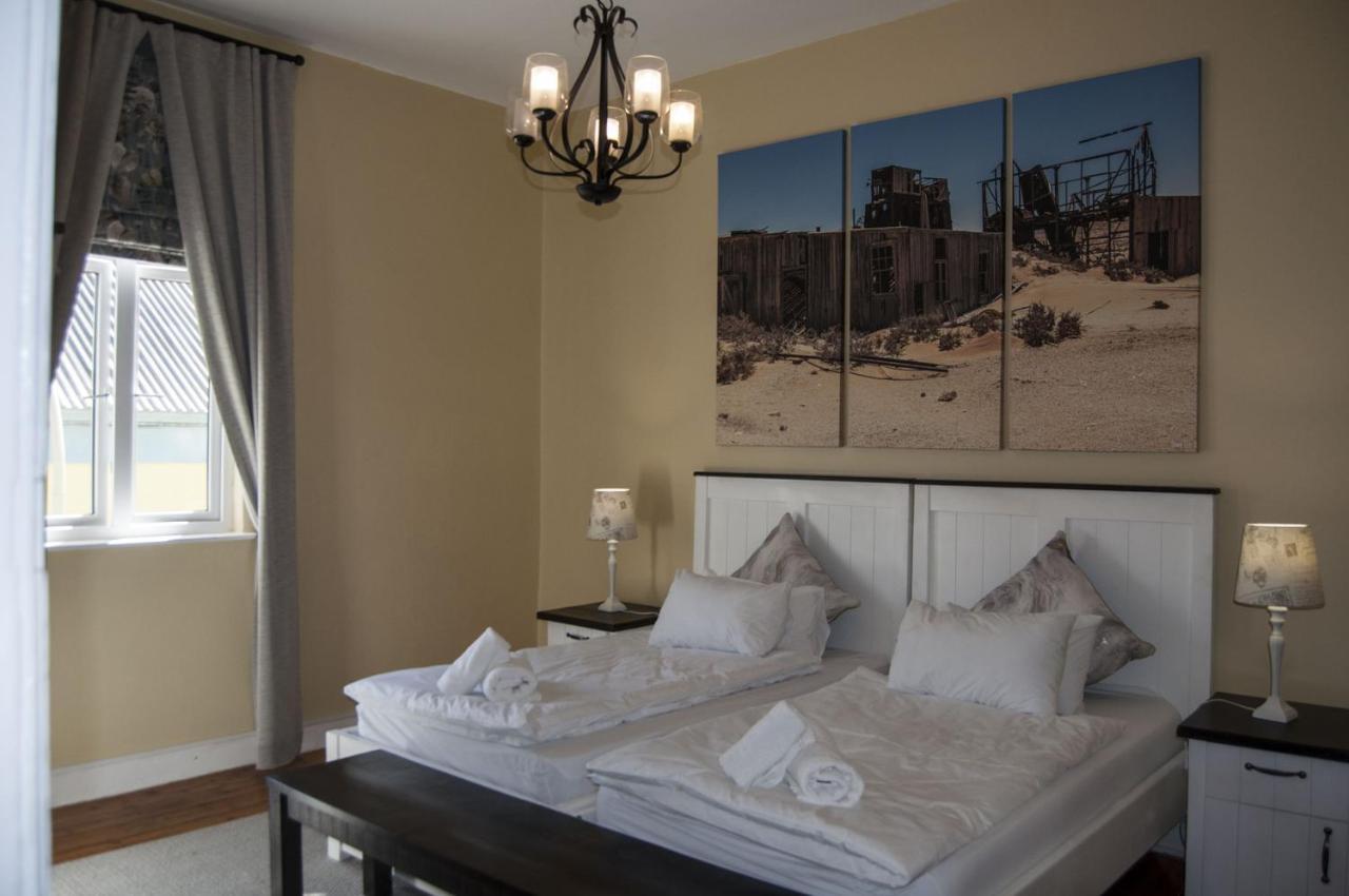 Alte Villa Boutique Hotel Luderitz Exterior photo