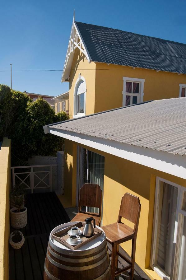 Alte Villa Boutique Hotel Luderitz Exterior photo